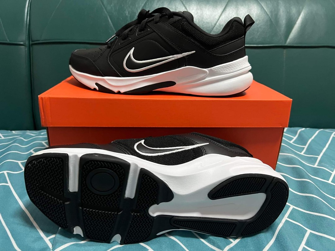 US 9 Nike Defy All Day Men's Shoes, Men's Fashion, Footwear, Sneakers on  Carousell