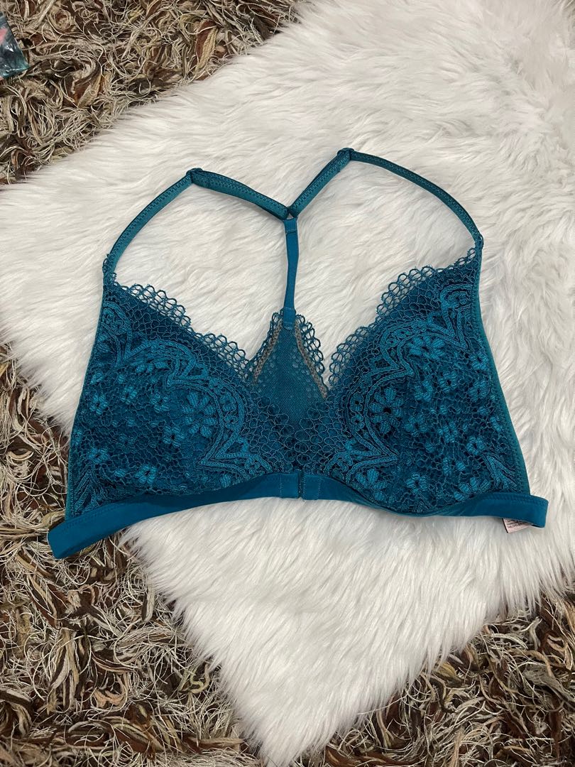 Victoria’s Secret Brassiere, Women's Fashion, Undergarments