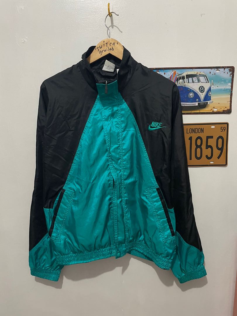 nike windbreaker two tone