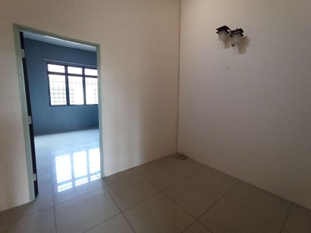 [WTS] FACING OPEN 2 Storey Perdana College Height, Manti, Property, For