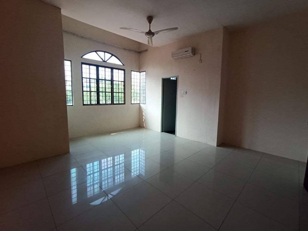 [WTS] FACING OPEN 2 Storey Perdana College Height, Manti, Property, For