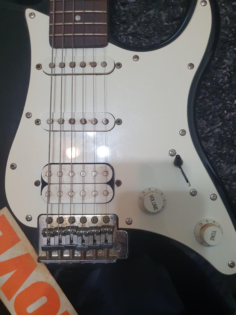 Yamaha electric guitar eg 112c (neg), Hobbies & Toys, Music & Media