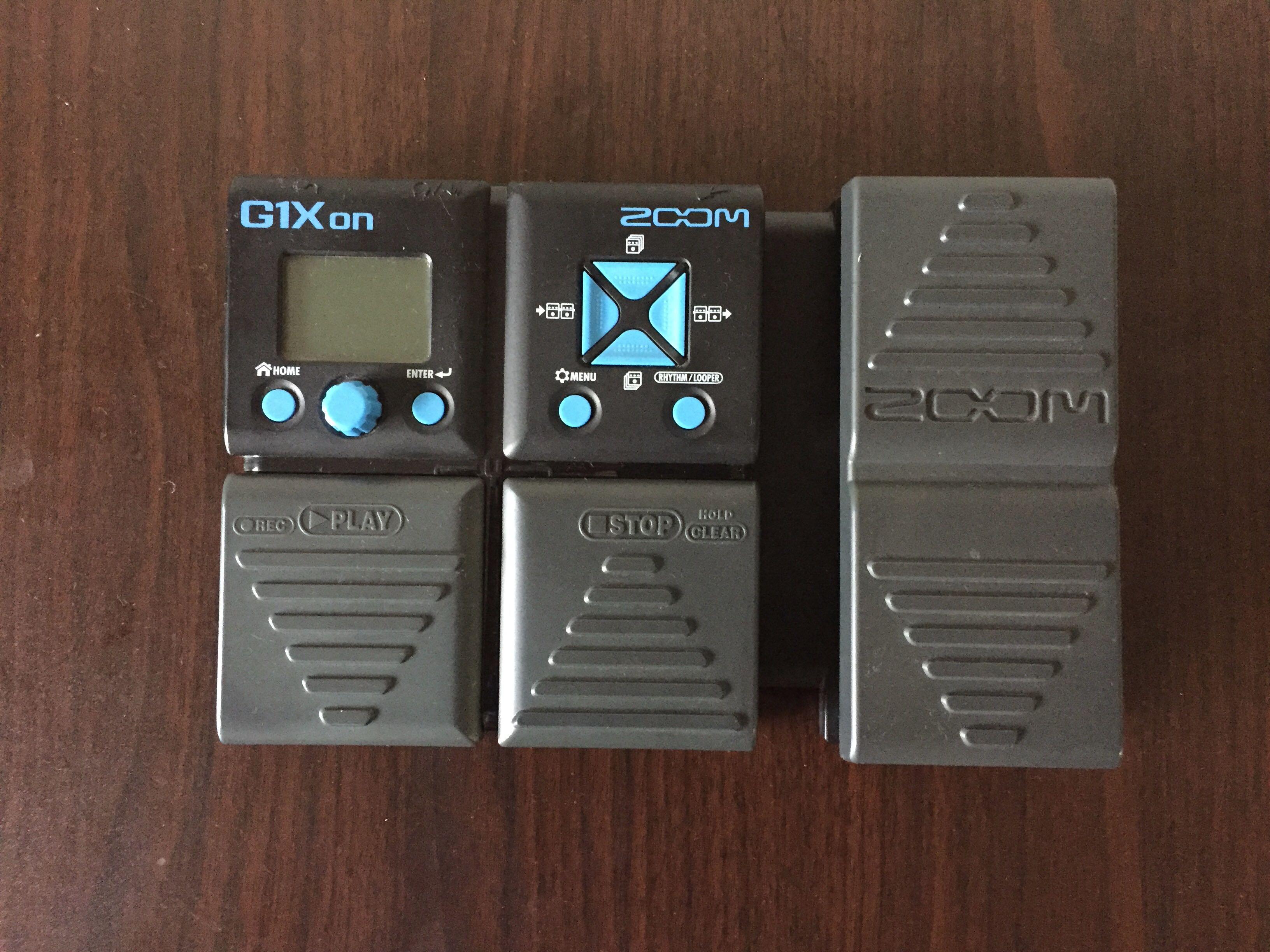 Zoom G1XOn Electric Guitar Multi effects Pedal, Hobbies & Toys, Music