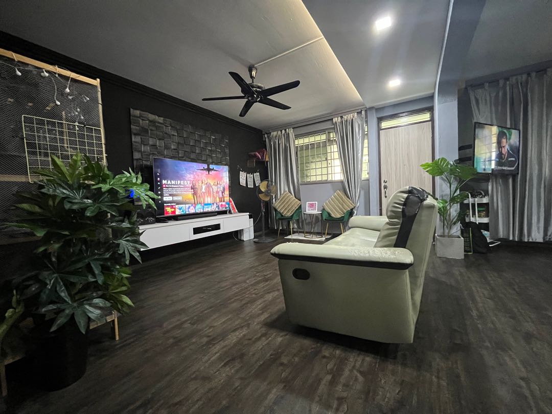 (Category: ) located in . Submitted by nlyzsha (Listing ID 1135329325, Image 1). Description: .