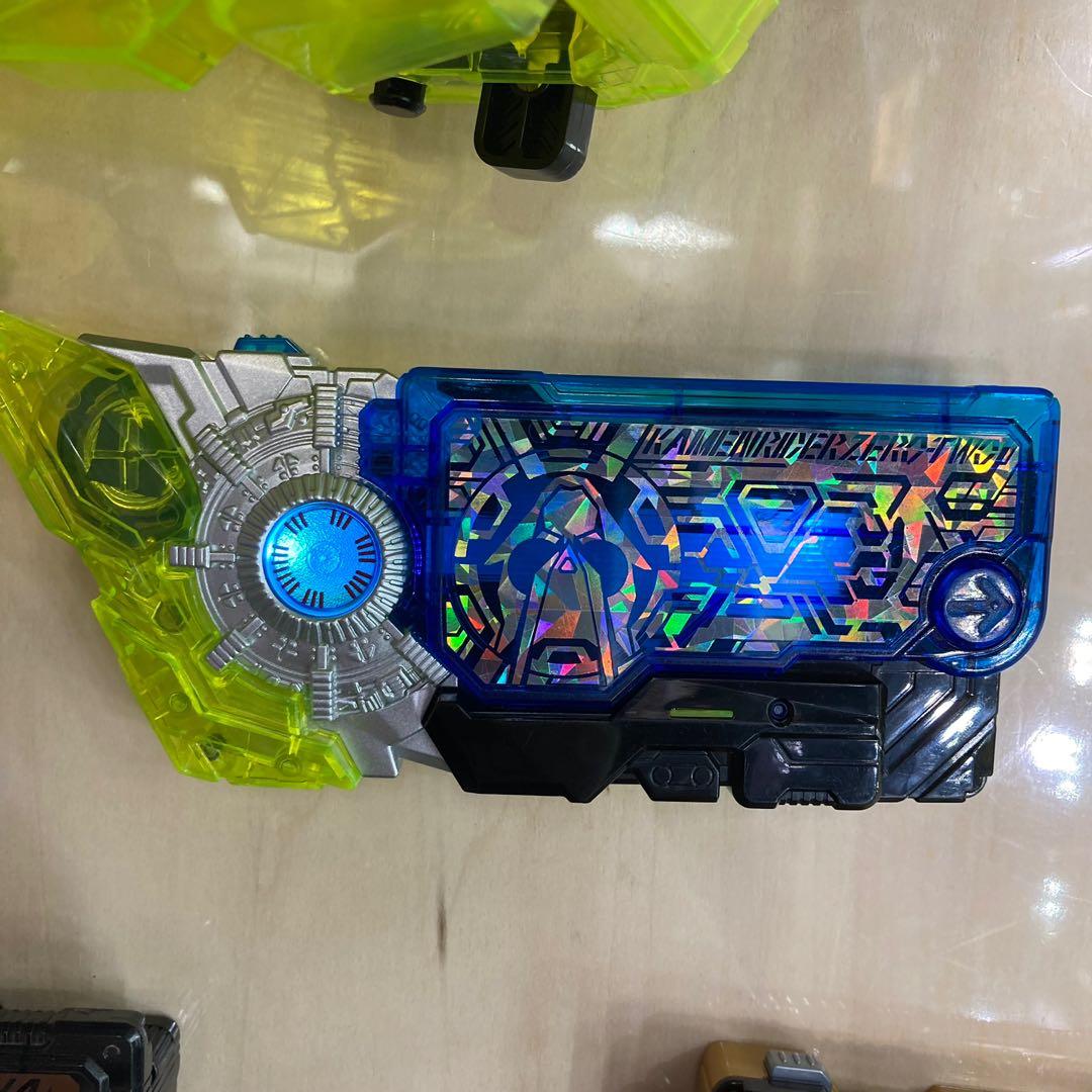 二手中古品DX 幪面超人01 Kamen Rider Zero-One/Zero Two 02 Progrise