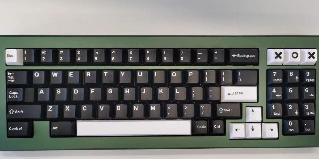 ABS WOB Doubleshot keycaps ( white / black ), Computers & Tech, Parts