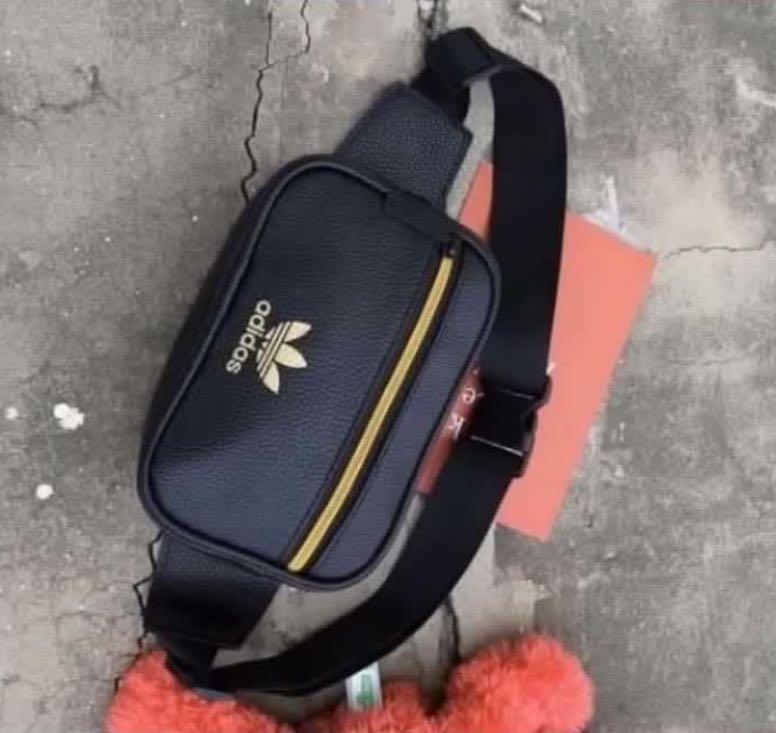 Adidas originals pebbled hotsell faux leather fanny pack