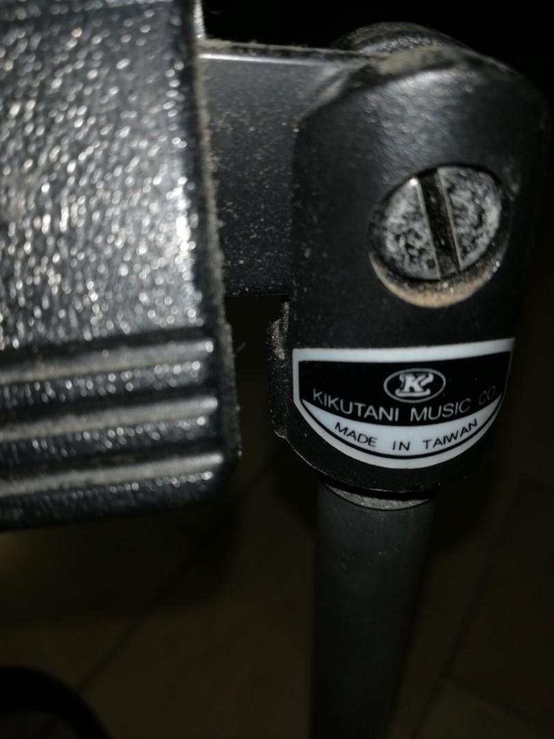 Audio technica headphones (Category: Headphones & Headsets) located in Paranaque City. Submitted by 4thestate.surplusan (Listing ID 1135436788, Image 2). Description: audio technica mic stand headphones model ath 770com loc fourth estate paranaque.