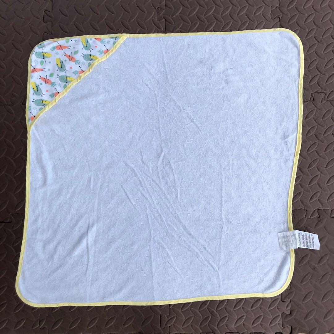 BABY RECEIVING BLANKET (Category: Other Baby Bathing & Changing Needs) located in Cabiao. Submitted by MomAndBabyCorner (Listing ID 1135331317, Image 3). Description: White: PHP 150 ❌ SOLD ❌ Blue: PHP 200.
