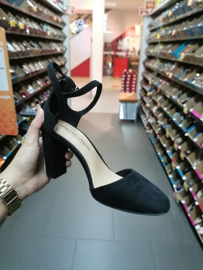 Christian siriano clearance black heels