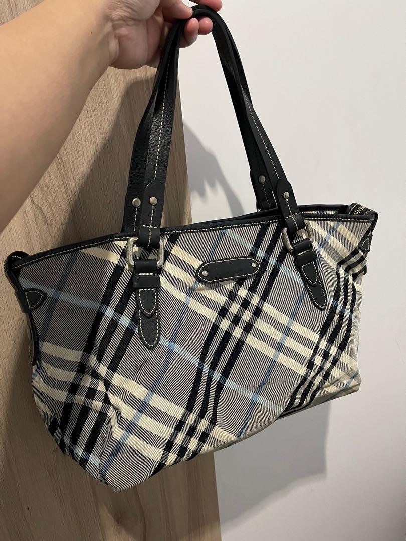 burberry zipper tote