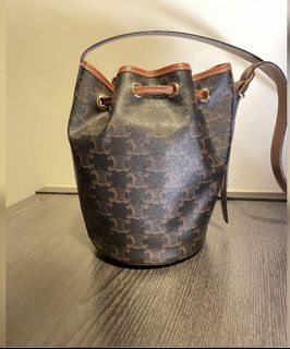 （分類：）位於 。 由 chloeli1018 提交（商品編號 1135350360，圖片 1）。簡介： 。
