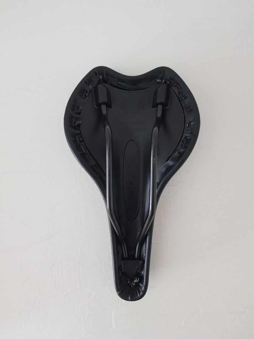 Decathlon Bicycle Seat (BTWIN 100 Sport Ergofit ergonomic foam saddle