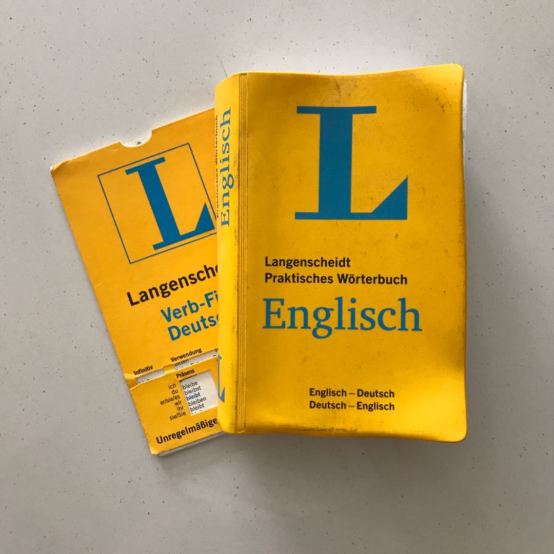 Deutsch English German Dictionary with Learner's Kit, Hobbies & Toys