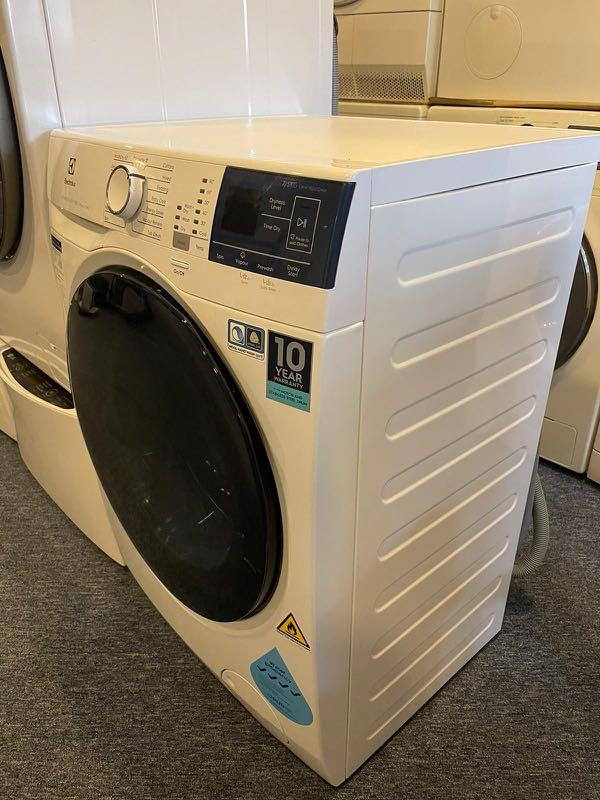 ELECTROLUX EWW7024FDWA FRONT LOAD WASHER & DRYER (7/5KG) Condition 8/10