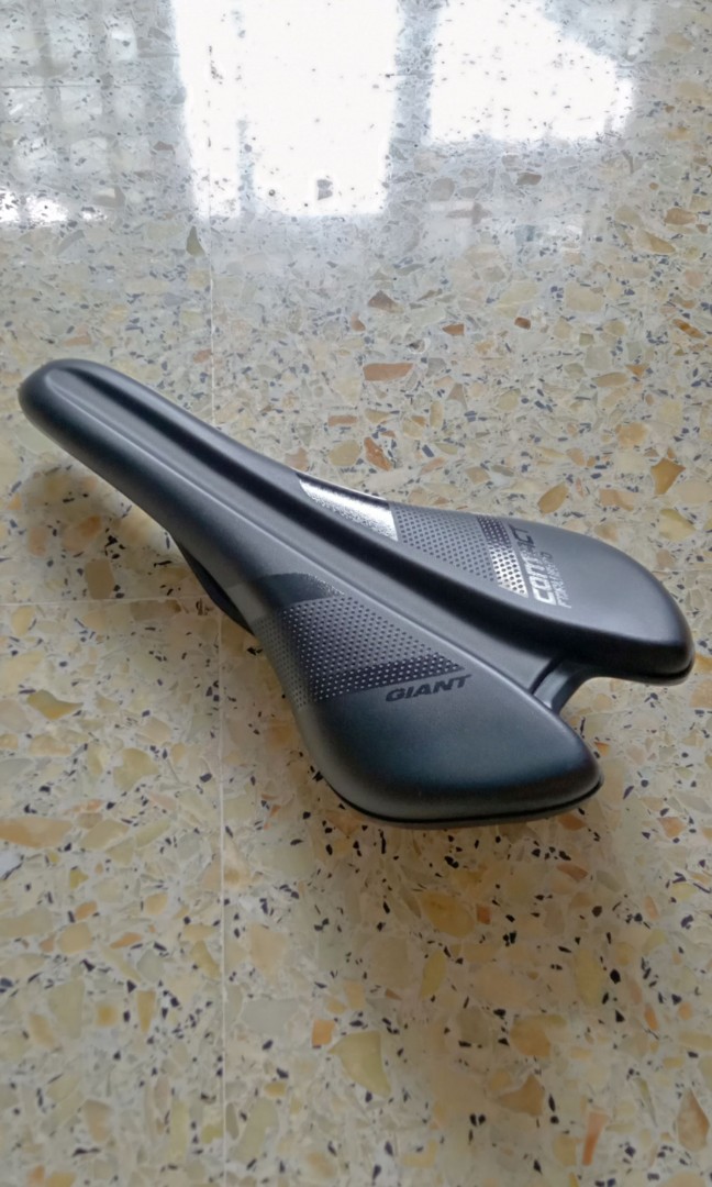 Giant Contact Forward Saddle, Sports 