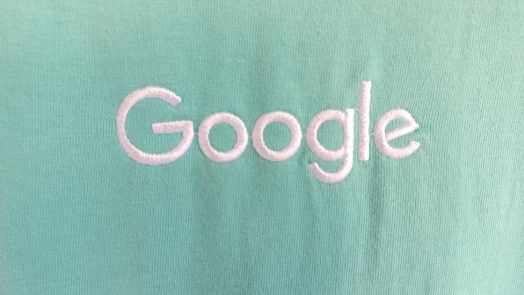 Google Tee (Category: Tshirts & Polo Shirts) located in Kuala Lumpur. Submitted by raden_ (Listing ID 1135409807, Image 3). Description: Google Saiz (L) P 22 / L 28.5 Condition 9.5/10 Include Postage for semenanjung SS + RM5.