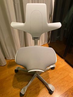 (Category: ) located in . Submitted by jonathonyong (Listing ID 1135373061, Image 1). Description: .