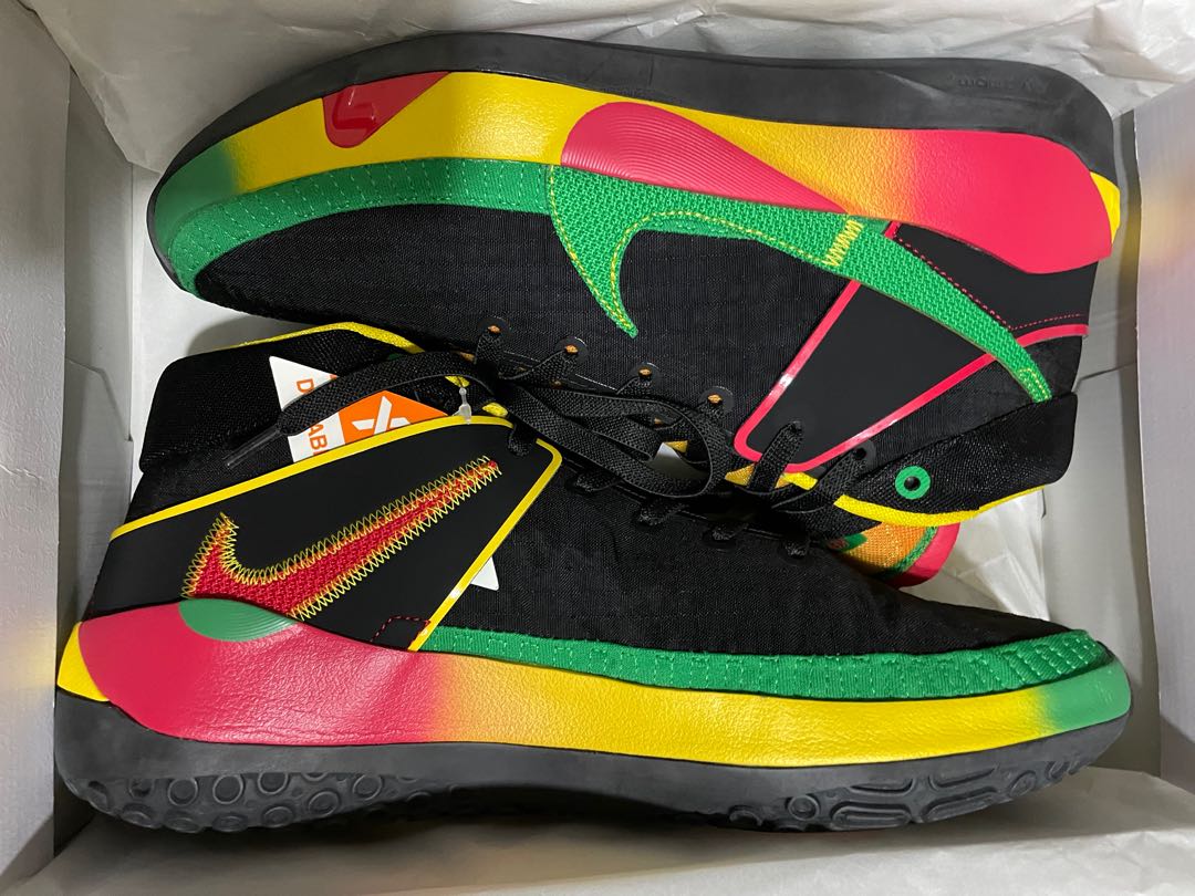 Rasta store color sneakers