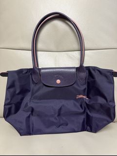 （分類：）位於 。 由 Bsola 提交（商品編號 1135392310，圖片 1）。簡介： 。