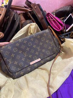 (Category: ) located in . Submitted by miamorpreloved (Listing ID 1135352582, Image 1). Description: .