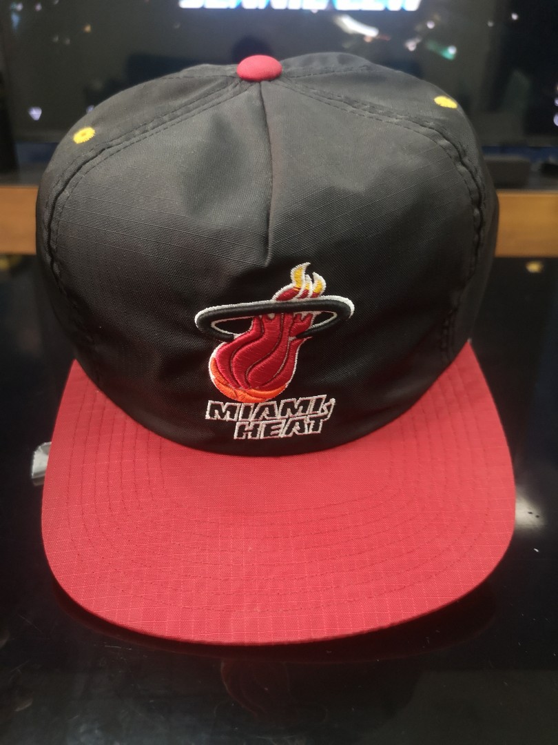 mitchell and ness miami heat beanie