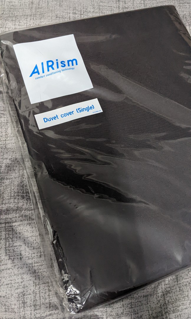 [NEW] UNIQLO Airism duvet cover single, Everything Else, Others on