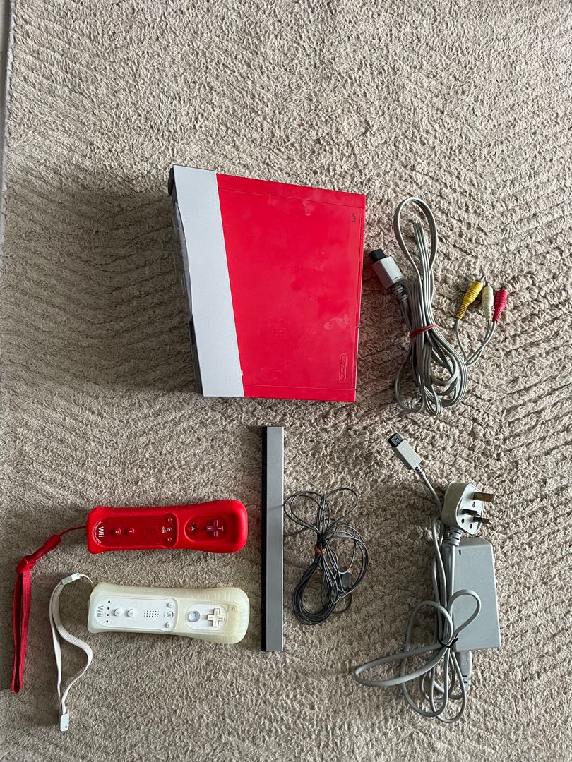 Nintendo Wii Console (Red Limited Edition), Video Gaming, Video Game