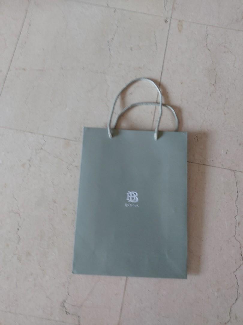 Paper bag bonia 25/33/9, Barang Yang Dicari di Carousell