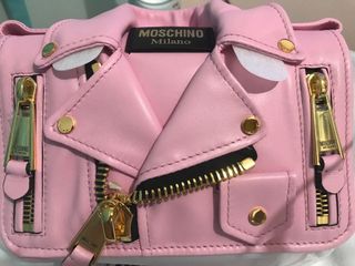 (Category: ) located in . Submitted by chic_chic (Listing ID 1135378480, Image 1). Description: .
