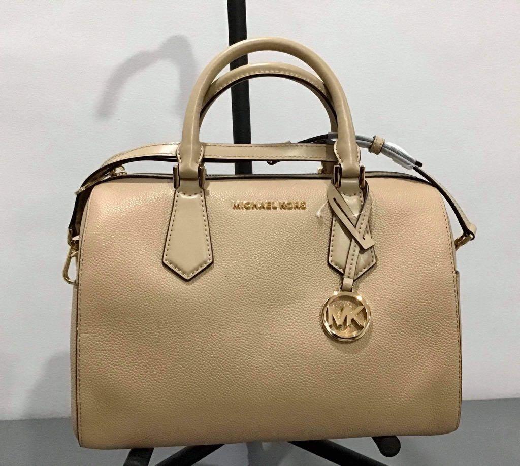 Michael Kors Handbags Are on Sale (For up to 50% Off)