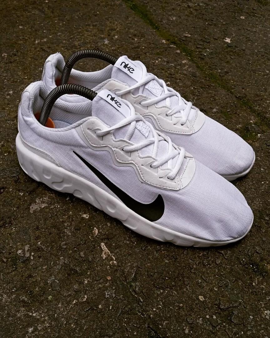 nike explorer strada