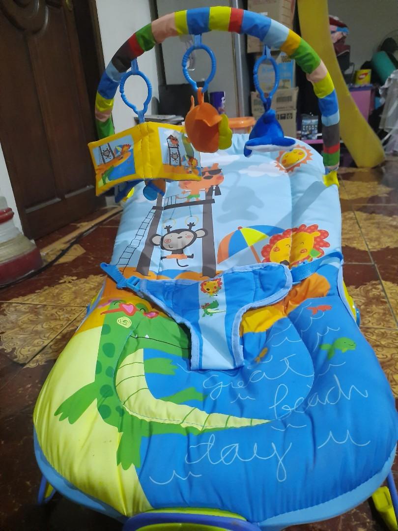 Bouncer untuk newborn cheap