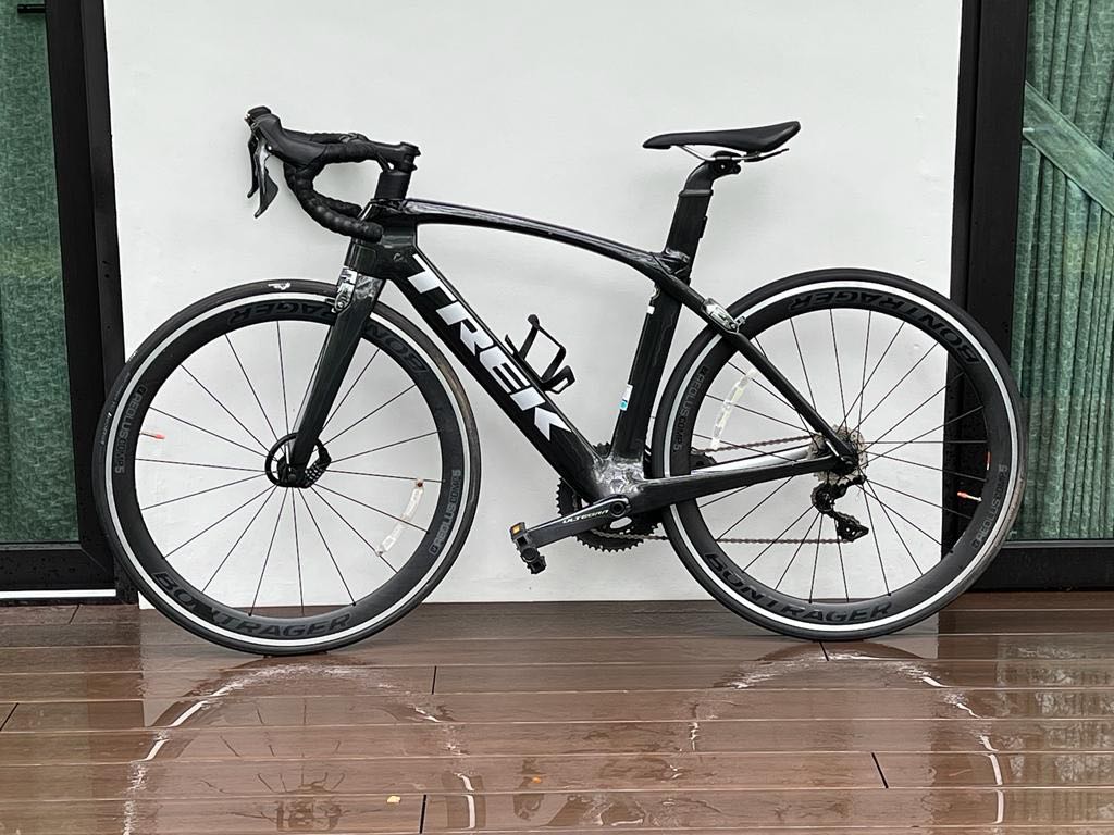 Trek Madone SL 6 54 Black Quicksilver Road Bike Sports Equipment
