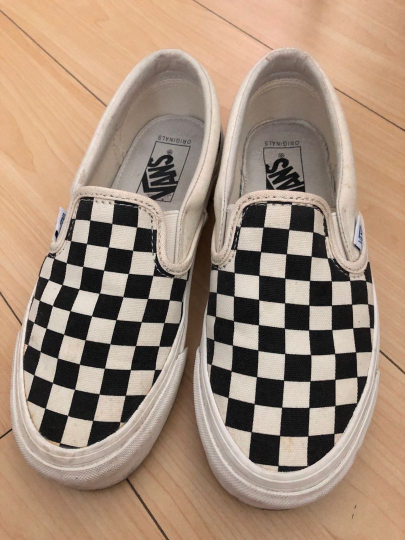 vans slip ons vault