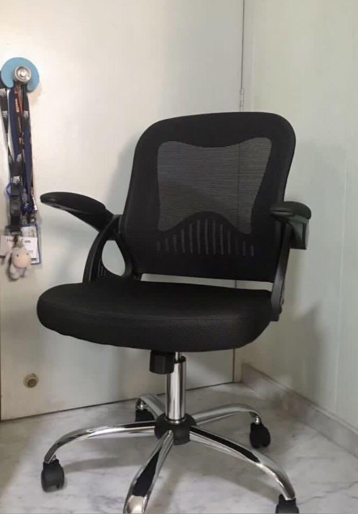 VHIVE Sunny Office Chair NEW, Furniture & Home Living, Furniture, Chairs on Carousell