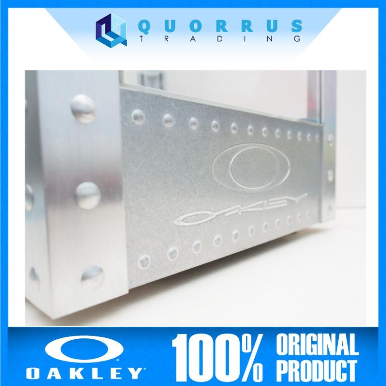 100% ORIGINAL OAKLEY X METAL DISPLAY CASE CUBE RARE SUNGLASSES DISPLAY  COUNTER TOP CABINET QUORRUSTRADING, Men's Fashion, Watches & Accessories,  Sunglasses & Eyewear on Carousell