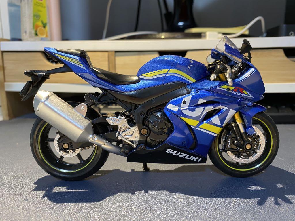 1/12 成品模型-Suzuki GSX-R1000電單車(藍色車身) 一部，如未能賣出，會被當作垃圾棄置。, 興趣及遊戲, 玩具 遊戲類-  Carousell