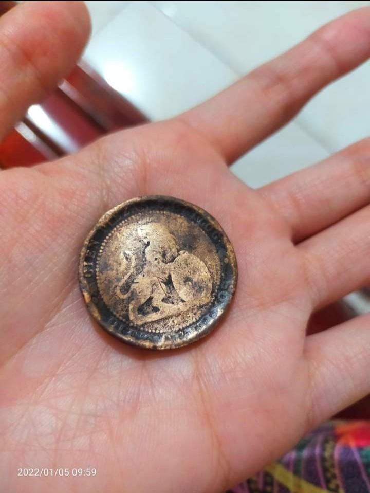 1870 Diez Gramos Old Coin (Category: Looking For) located in Rosario. Submitted by runefactory0828 (Listing ID 1135563640, Image 2). Description: Old Coin 1870 Diez Gramos, Collectible....