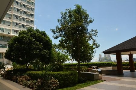 (Category: ) located in . Submitted by Metropolis_Condo_Living (Listing ID 1135592064, Image 1). Description: .