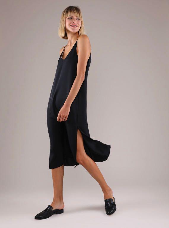 Grana v neck slip sales dress