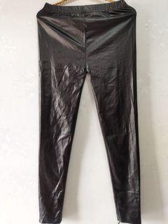 Celana panjang latex wanita