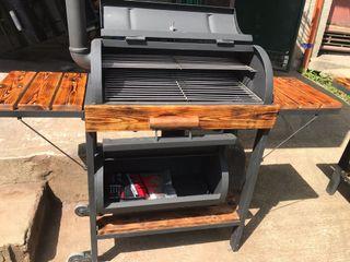 Charcoal Smoker/Griller