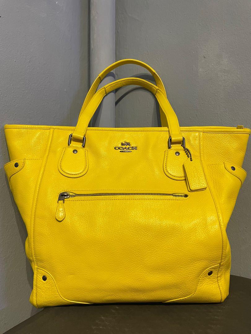 Coach mustard hotsell handbag