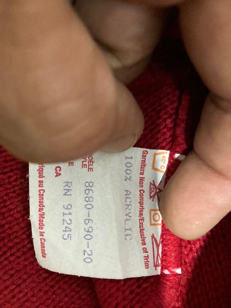 Dakine beanie (Category: Hats & Beanies) located in Cavite. Submitted by darwin_hd (Listing ID 1135564152, Image 2). Description: Pre loved 9/10 saline beanie made in Canada no issue no rips no fades will fit adult medium to large crown .