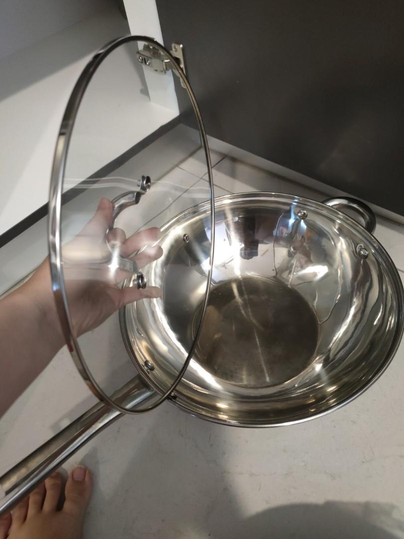 Deep fry pan wok, Furniture & Home Living, Kitchenware & Tableware