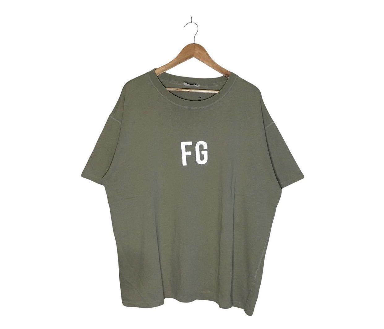 Fear Of God FG Reflective Tee Shirt, Men's Fashion, Tops & Sets, Formal ...