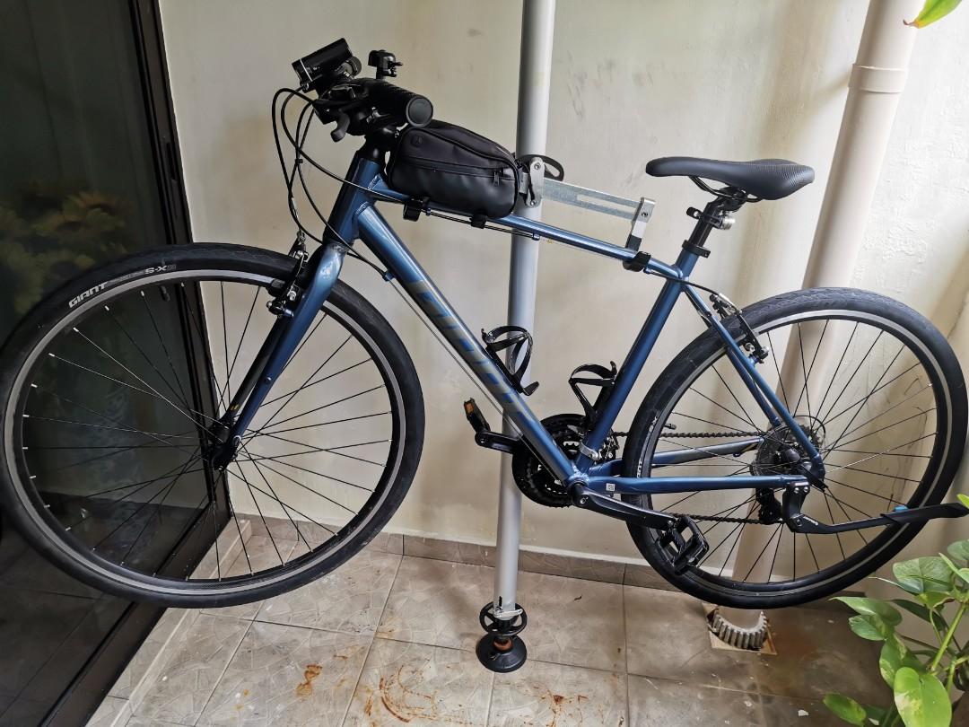 Giant escape 3 medium frame size sales