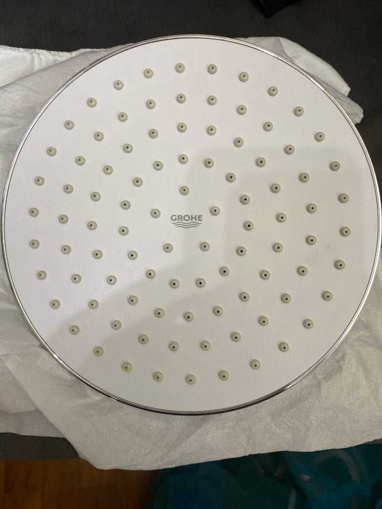 Grohe Tempesta Cosmopolitan 200 Head Shower Spray 27541, Furniture