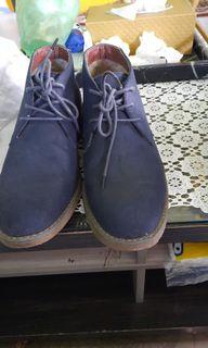 Hush puppies leather shoes